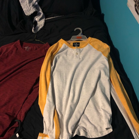 American eagle Tee shirts and long sleeve shirts - Picture 8 of 8